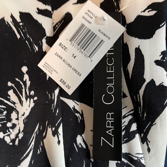 Zarr Collection. Size 14, Black and white floral - Picture 3 of 3